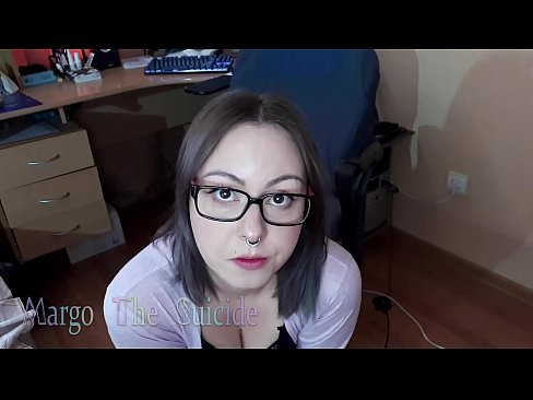 ❤️ Sexig tjej med glasögon suger Dildo djupt på kamera ❤️ Super sex at porn sv.risegame.top ❤
